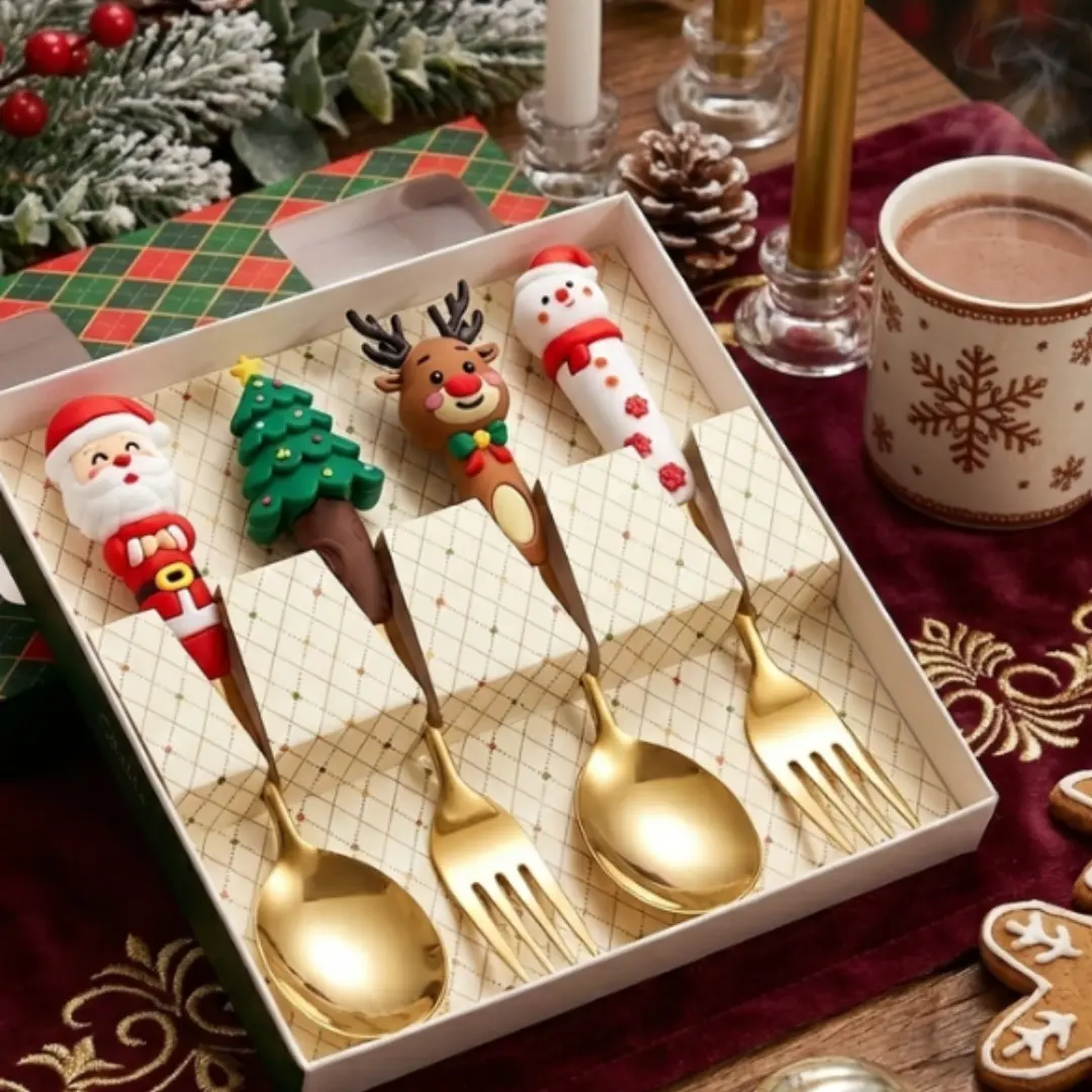 Set 4 Cubiertos Navideños Dorados | Figuras 3D | Comedor - Imagen 5